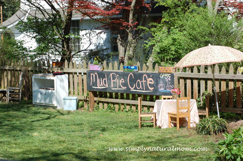 Mud Pie Cafe brings lots of backyard fun